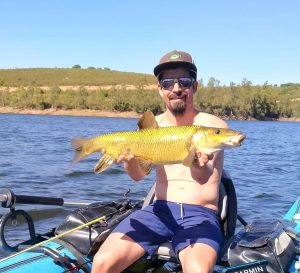 la pesca del barbo en Extremadura