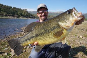 Black bass Orellana 2