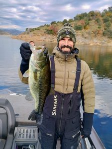 black bass invierno